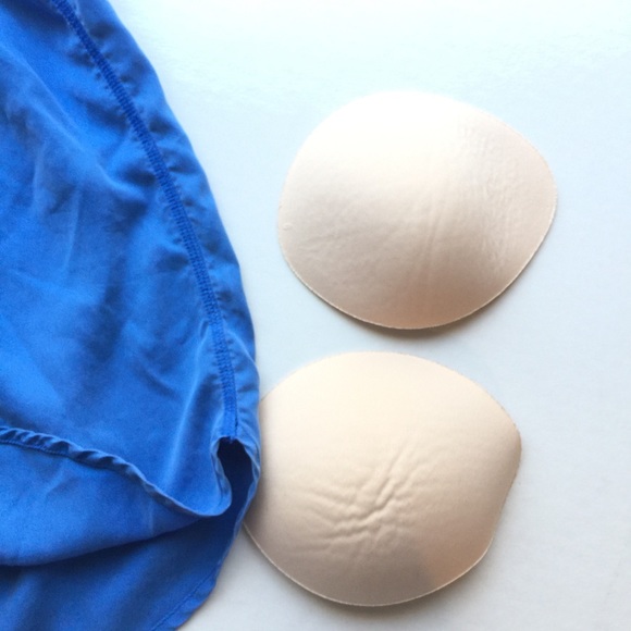 Lululemon Sz 6 Flowy periwinkle yoga tank top - Picture 6 of 6